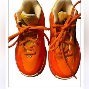 Adidas Cross ‎ Em Up Select J Wide basketball shoes. Size 11K